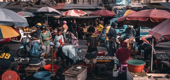 Ang 4 na Sistemang Pang-ekonomiya 9